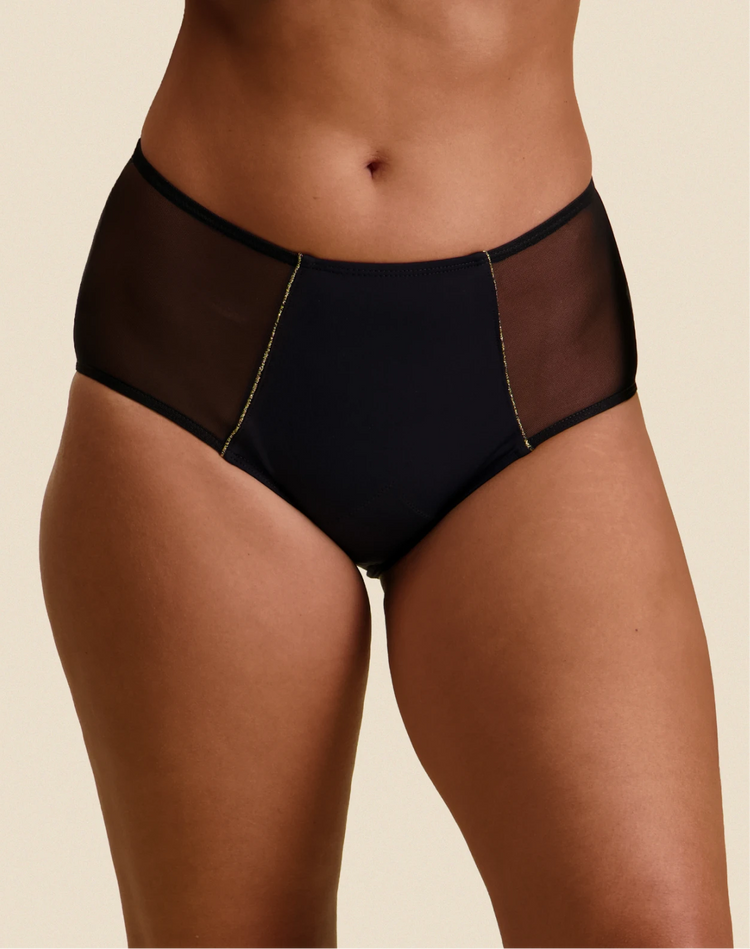 Sisters Republic FR La culotte menstruelle en tissus BIO efficace 12h sans fuite, ni odeur, ni sensation d'humidité. Élue "Victoire de la Beauté Top Innovation"