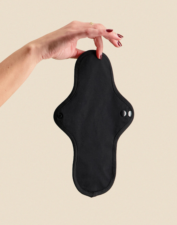 Sisters Republic FR La culotte menstruelle en tissus BIO efficace 12h sans fuite, ni odeur, ni sensation d'humidité. Élue "Victoire de la Beauté Top Innovation"