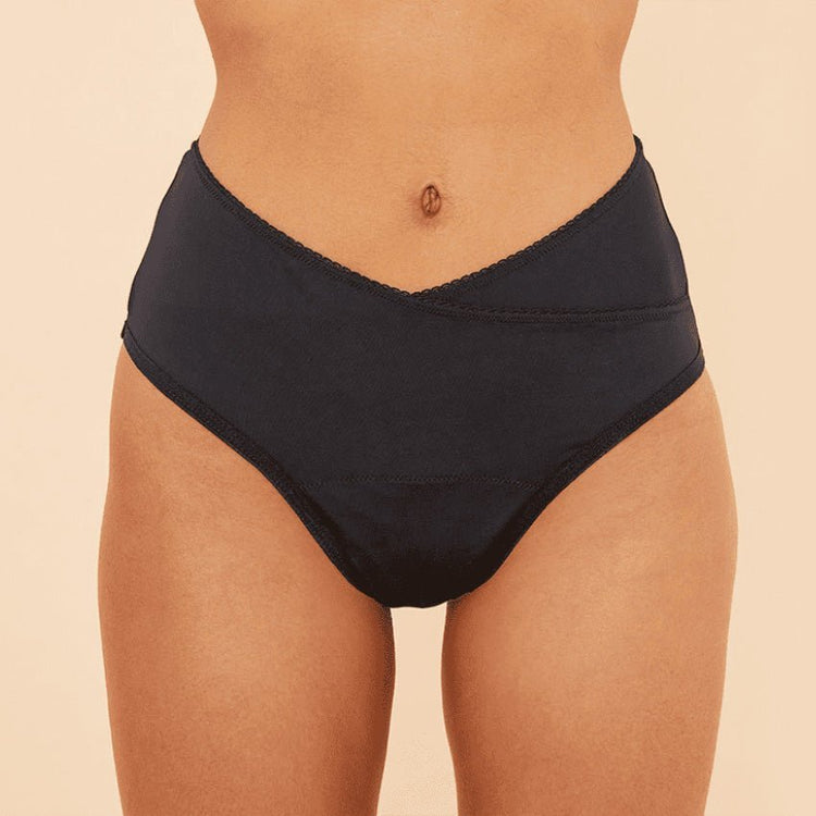 Sisters Republic FR La culotte menstruelle en tissus BIO efficace 12h sans fuite, ni odeur, ni sensation d'humidité. Élue "Victoire de la Beauté Top Innovation"
